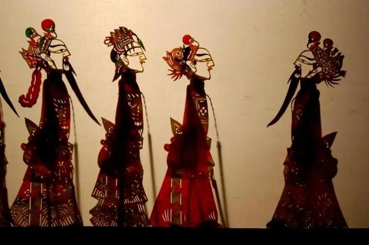 The East Hotel-Very Close To The Drum Tower,The Lama Temple,Houhai Bar Street,And The Forbidden City,There Are Many Old Beijing Traditional Hutongs Around The Hotel ,Experience The Culture Of Old Beijing Hutongs,Near Exit A Of Shichahai On Metro Line Екстериор снимка